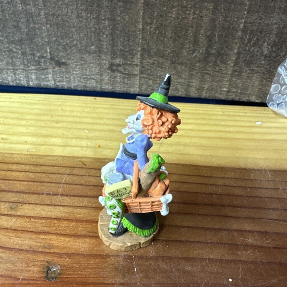 Creepy Hollow Shopping Witch Halloween Village - Picture 3 of 6